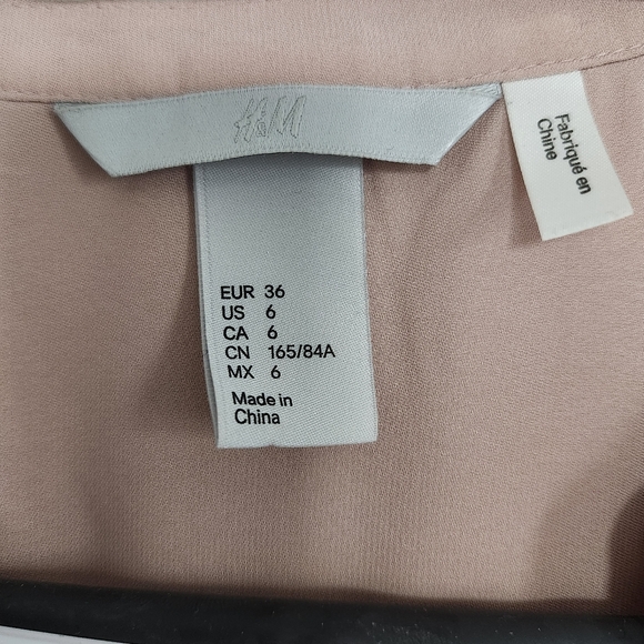 H&M Soft Pink Ruffle Blouse - Picture 4 of 9